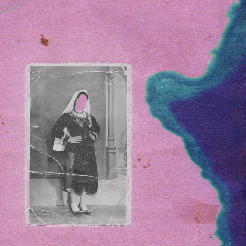 © Noemi Comi - Image from the Lupus Hominarius photography project