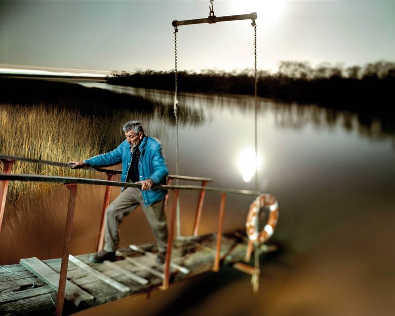 © Alejandro Chaskielberg - Image from the La Creciente photography project