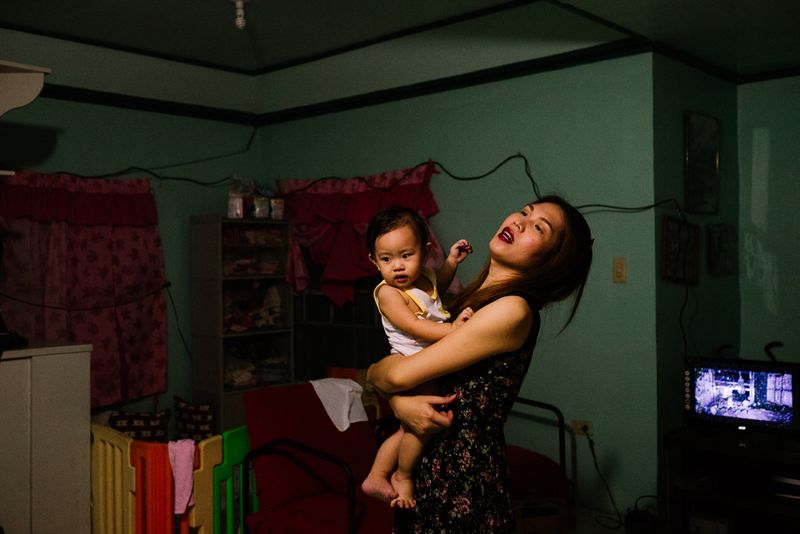 © José Sarmento  Matos - Image from the How Can I help you? -  The faceless life behind call centres. photography project