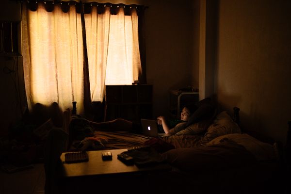 © José Sarmento  Matos - Image from the How Can I help you? -  The faceless life behind call centres. photography project