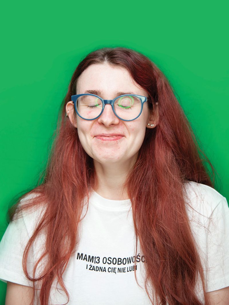 © Antonina Konopelska - Lena ("I have 13 identities and none of them likes you")