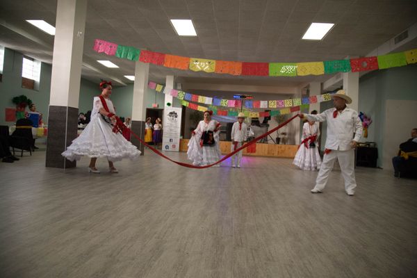 © Elisa Limon - Image from the Ballet Folklorico photography project