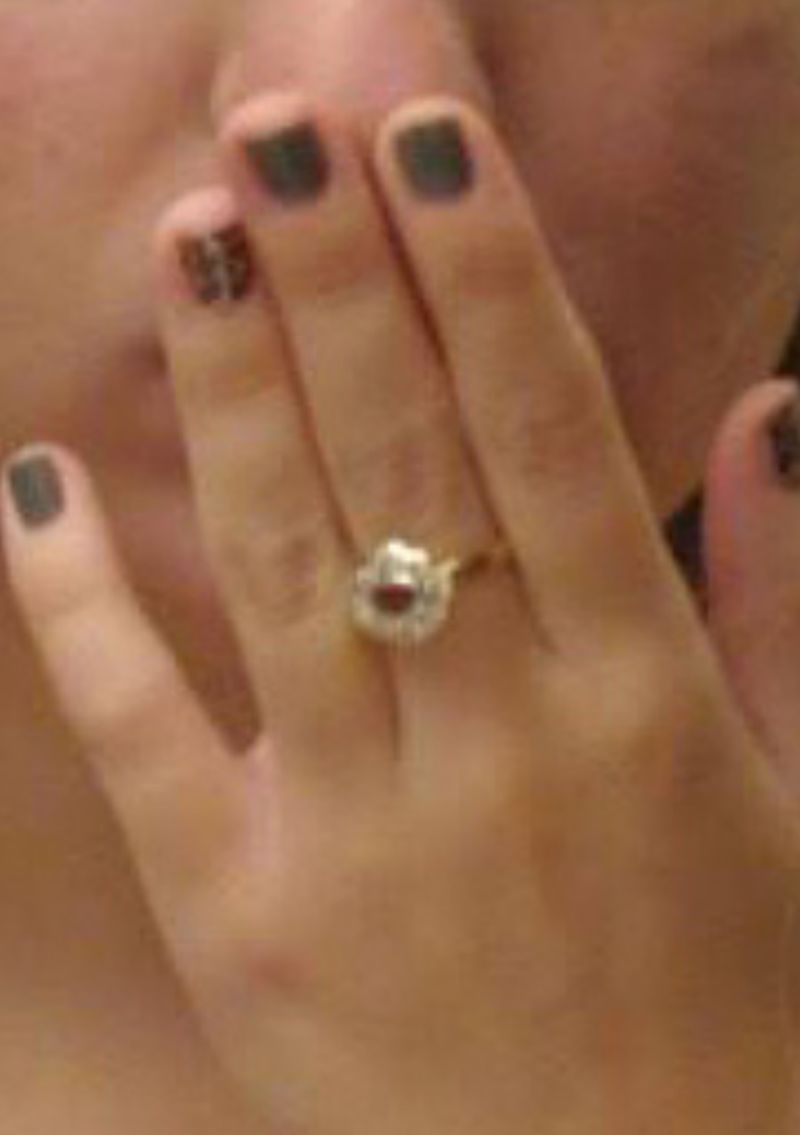 © Vanessa Lucrezia Francia - Image from the Manual Of How To Become A Good Girl – from 1 to 30 with zero expectations photography project