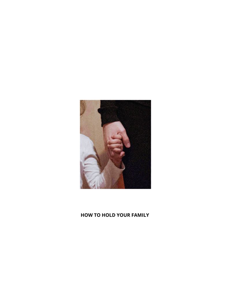 © Vanessa Lucrezia Francia - Image from the MANUAL OF HOW TO BECOME A GOOD GIRL - from 1 to 30 with zero expectations photography project