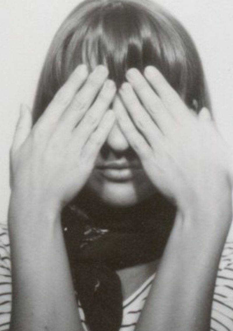 © Vanessa Lucrezia Francia - Image from the Manual Of How To Become A Good Girl – from 1 to 30 with zero expectations photography project