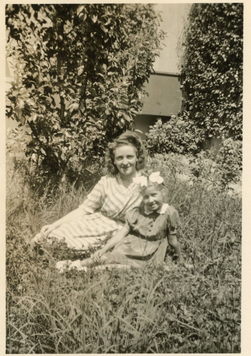 © Vanessa Lucrezia Francia - Image from the Le Jardin d'Iréne photography project