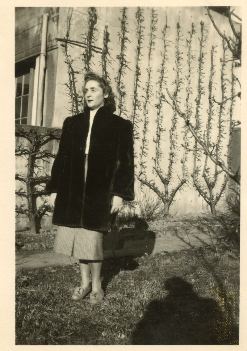 © Vanessa Lucrezia Francia - Image from the Le Jardin d'Iréne photography project