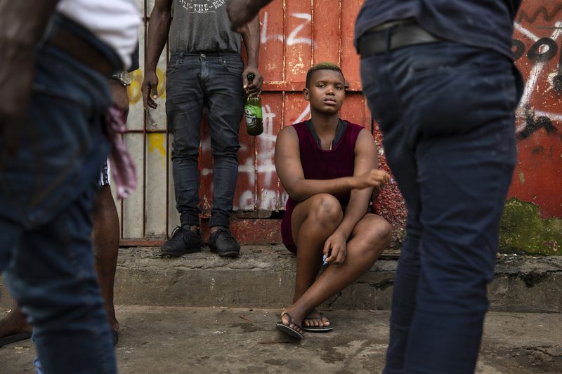 © Ilvy Njiokiktjien - Image from the BORN FREE - Mandela's Generation of Hope photography project