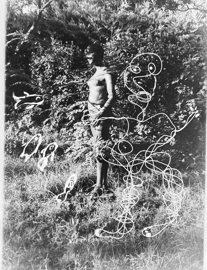 © Tahereh - Image from the LIGHT IN MY POCKET photography project