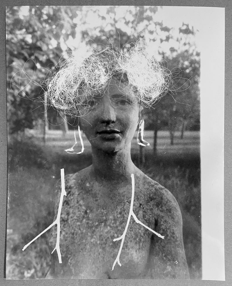 © Tahereh - Image from the LIGHT IN MY POCKET photography project