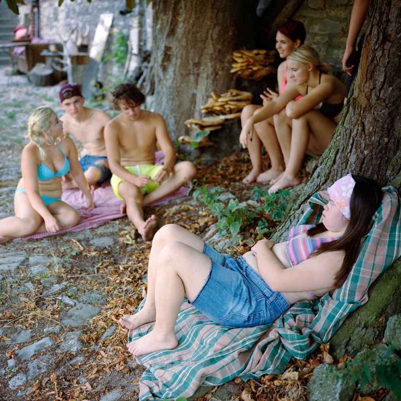 © Snezhana von Büdingen-Dyba - Sofie hanging out with her brother's friends