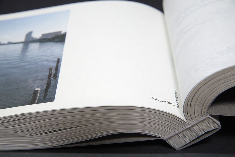 © Kazuya Urakawa - Date of photograph printed on the binding side