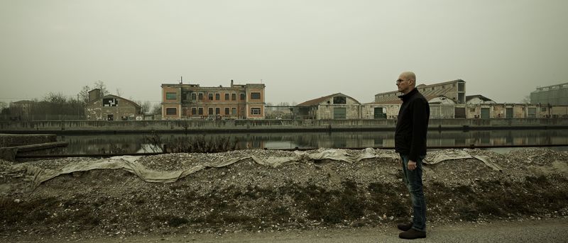 © sauro errichiello - Image from the STRANIAMENTO photography project