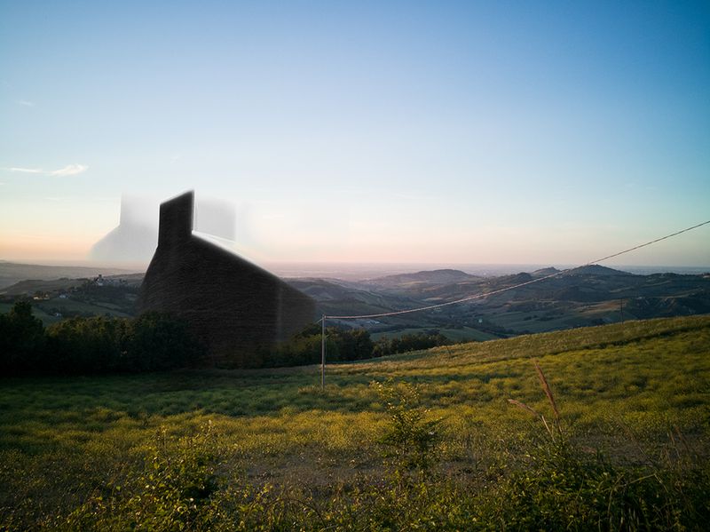 © sauro errichiello - Image from the Dystopian fifth-dimensional future photography project