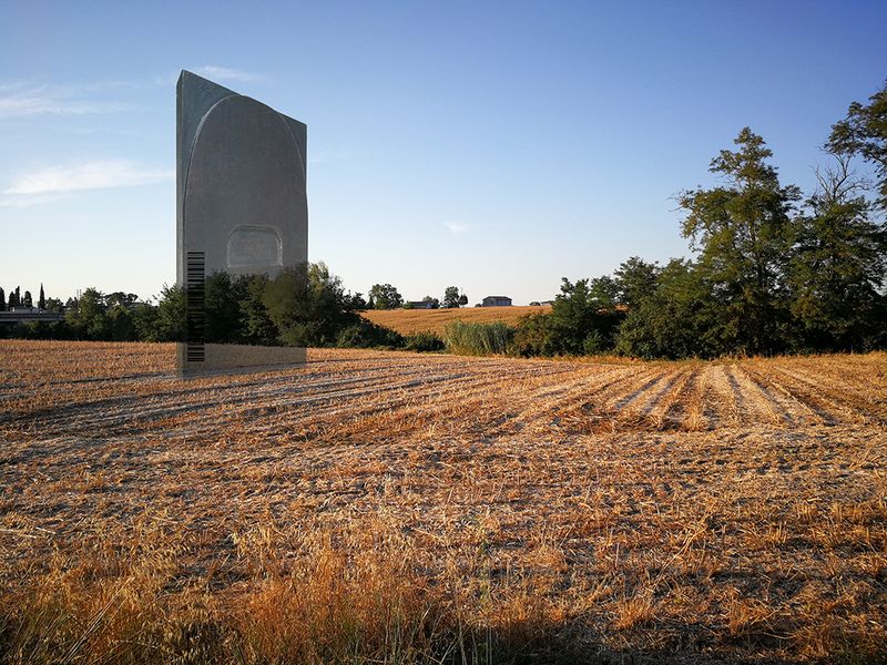 © sauro errichiello - Image from the Dystopian fifth-dimensional future photography project