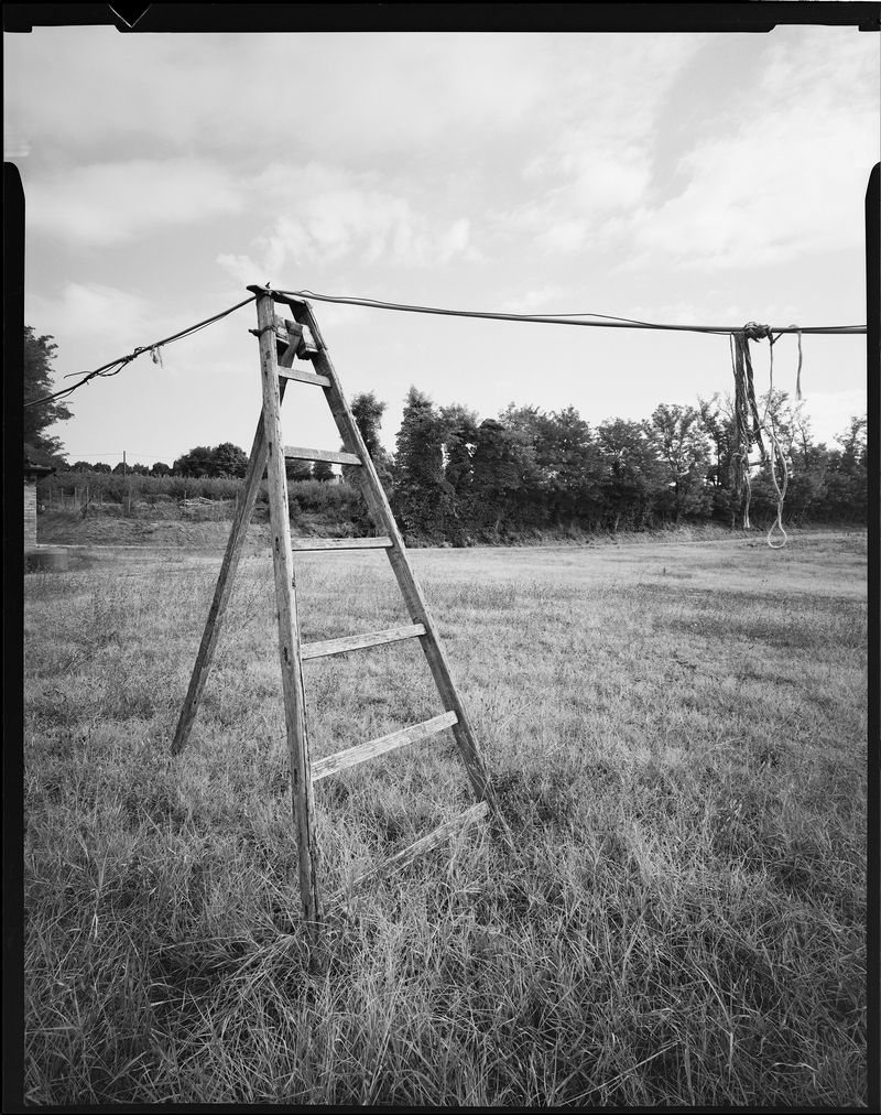 © sauro errichiello - Image from the AN ESCAPE ROUT / una via di fuga photography project