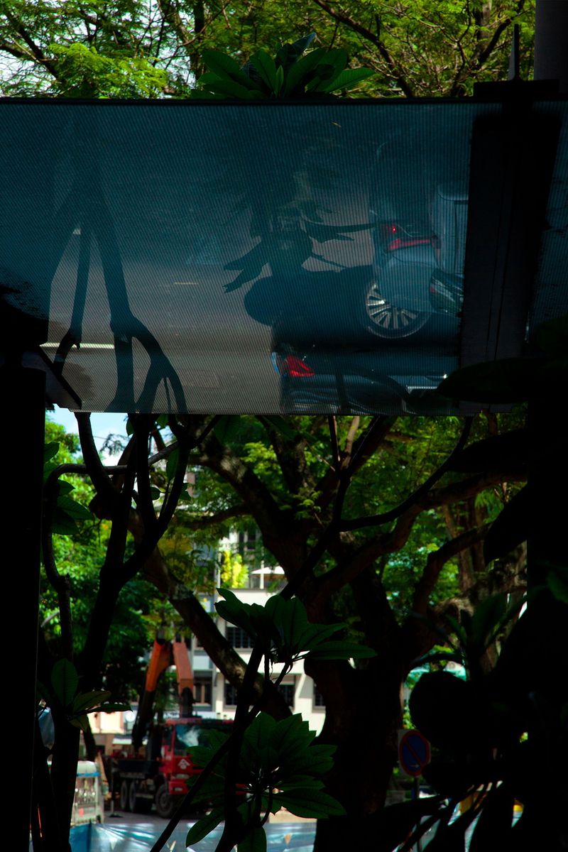 © Q - Xtreme Sighting no.2 - “Traffic jam” - Singapore