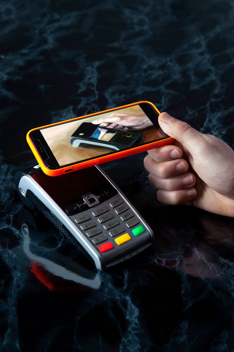 © Q - Xtreme Sighting no.15 - “Contactless transaction” Paris, France (2022)