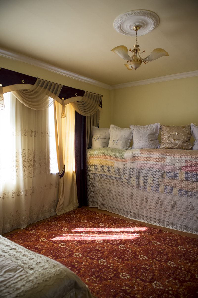 © Michela&amp;Emanuela Colombo - Image from the PEACOCK BLUES The Armenian Yazidis. photography project