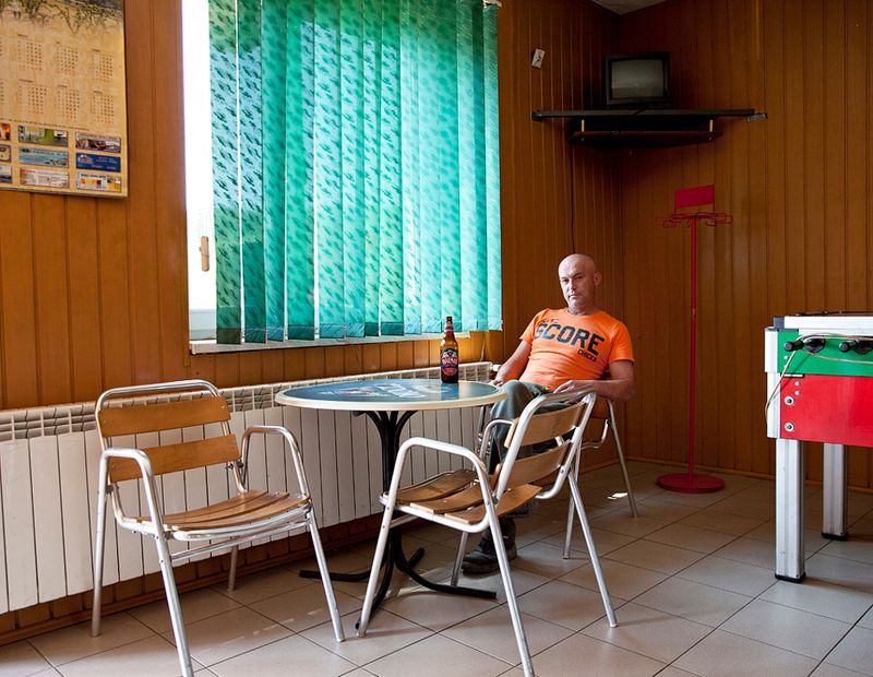 © Damian Chrobak - Image from the Forest People photography project