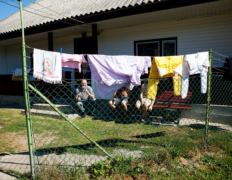 © Damian Chrobak - Image from the Forest People photography project