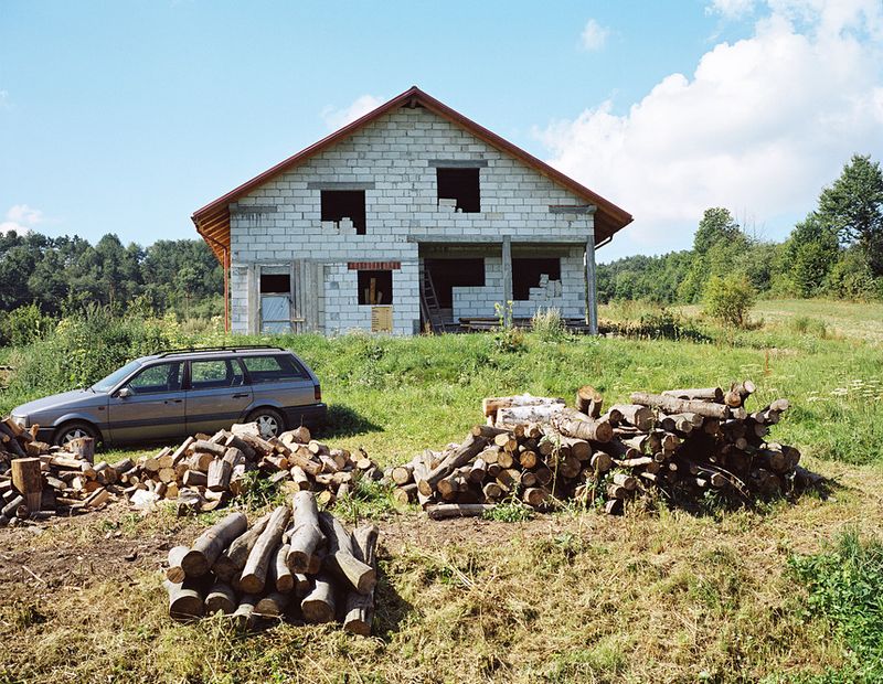 © Damian Chrobak - Image from the Forest People photography project