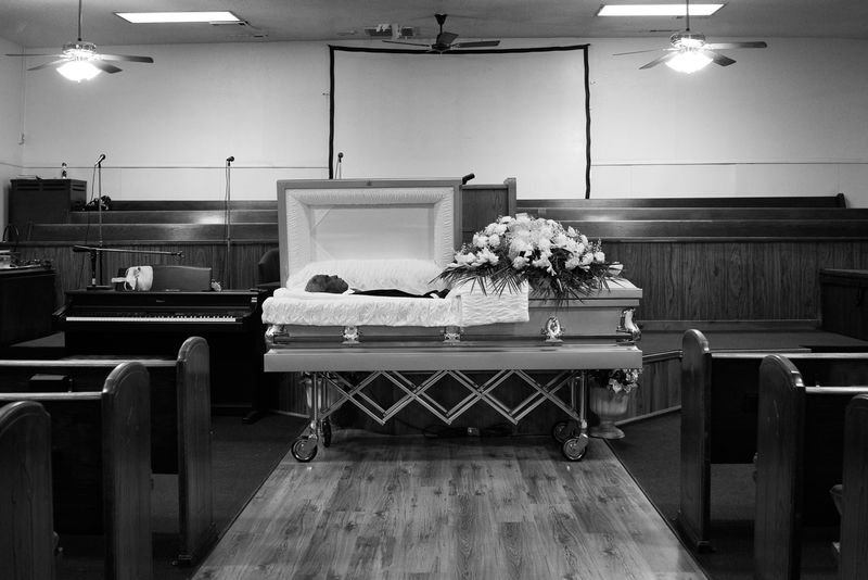 © Richard Sharum - Death of “Dirt”, a long time resident. 2018.