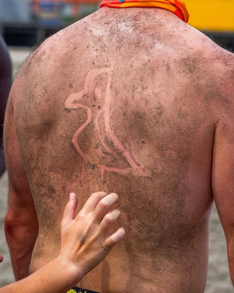 © Dylan Beckman - Image from the Give Line photography project