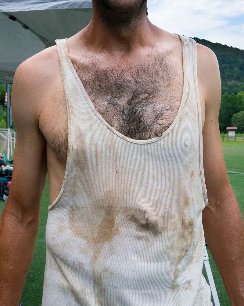 © Dylan Beckman - Image from the Give Line photography project