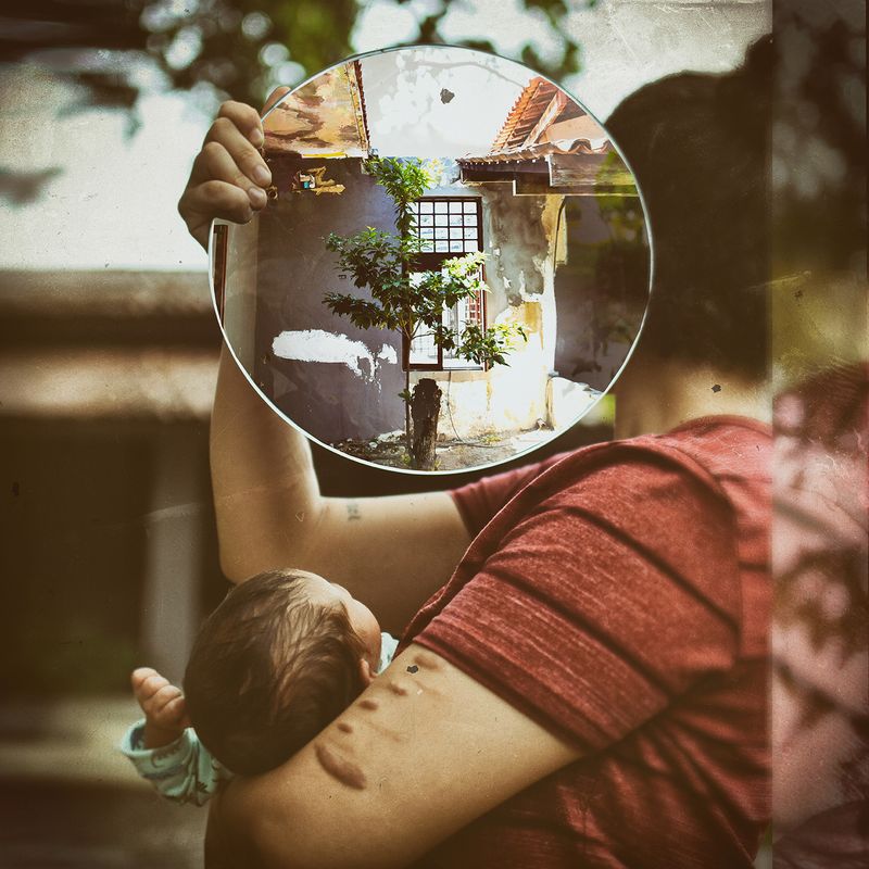 © Zion Rose - Image from the Mirror Mirror photography project