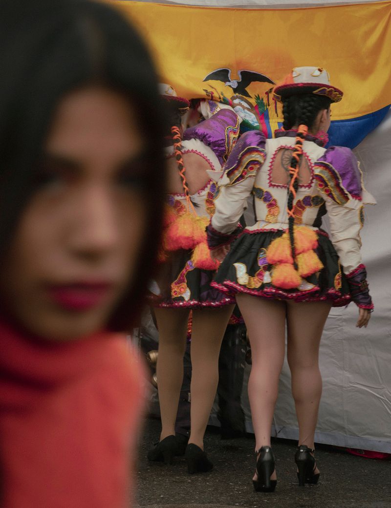 © Lea Sblandano - Regards from the Center of the World, Lea Sblandano