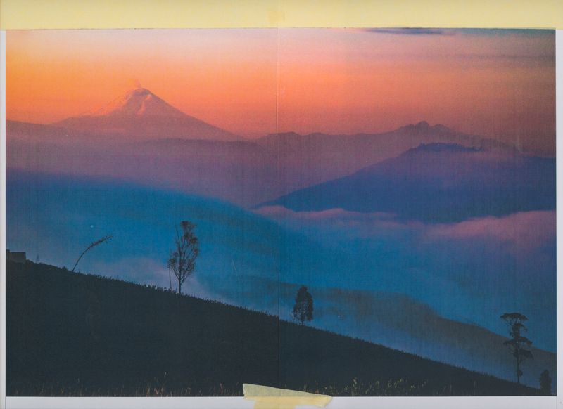 © Lea Sblandano - Regards from the Center of the World, Lea Sblandano