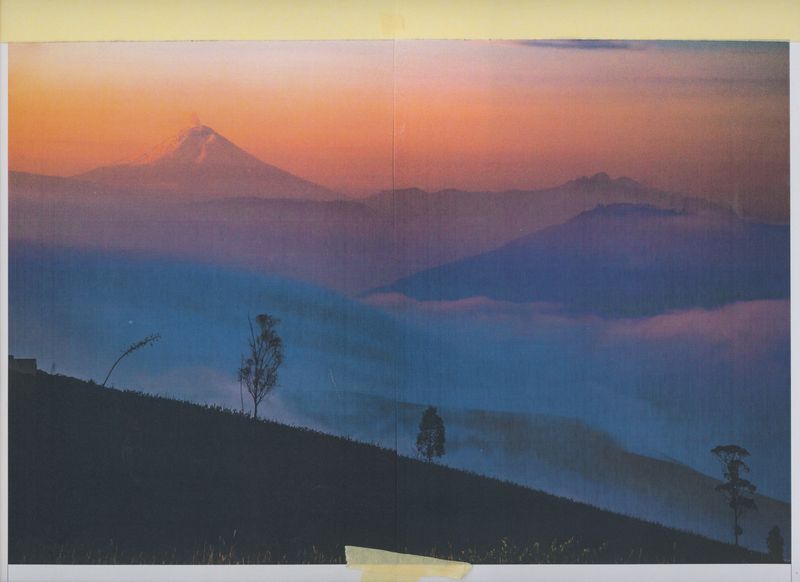 © Lea Sblandano - Regards from the Center of the World, Lea Sblandano