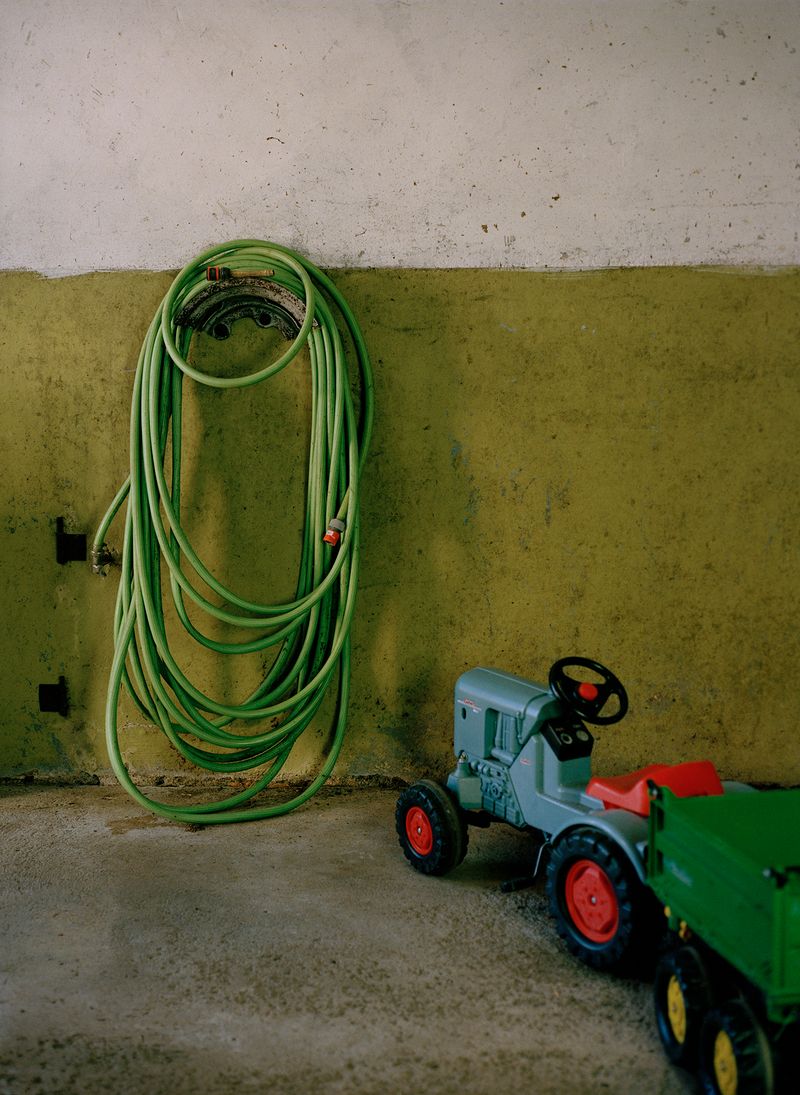 © Megan Auer - Image from the Back To The Roots/ Das Gelbe Vom Ei photography project