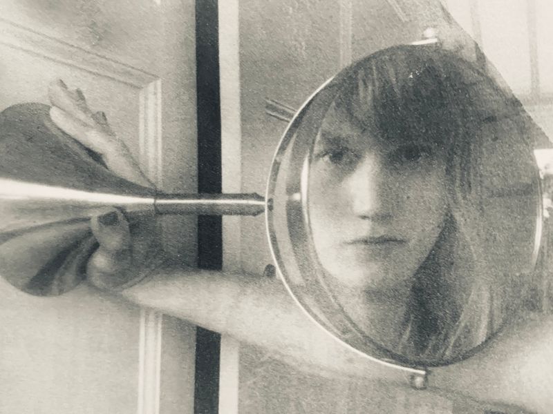 © paularaegibson - Image from the FEELING IT ALL photography project