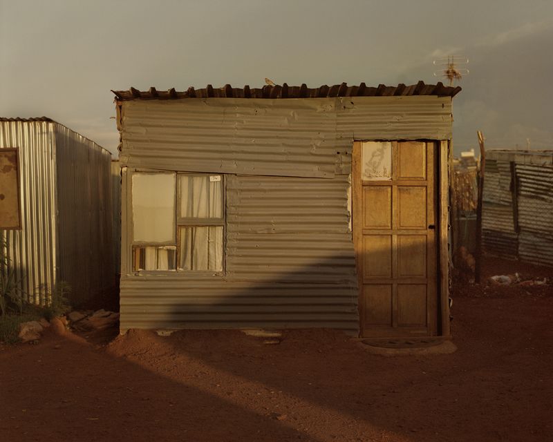 © Elis Hoffman - Image from the Shadows photography project