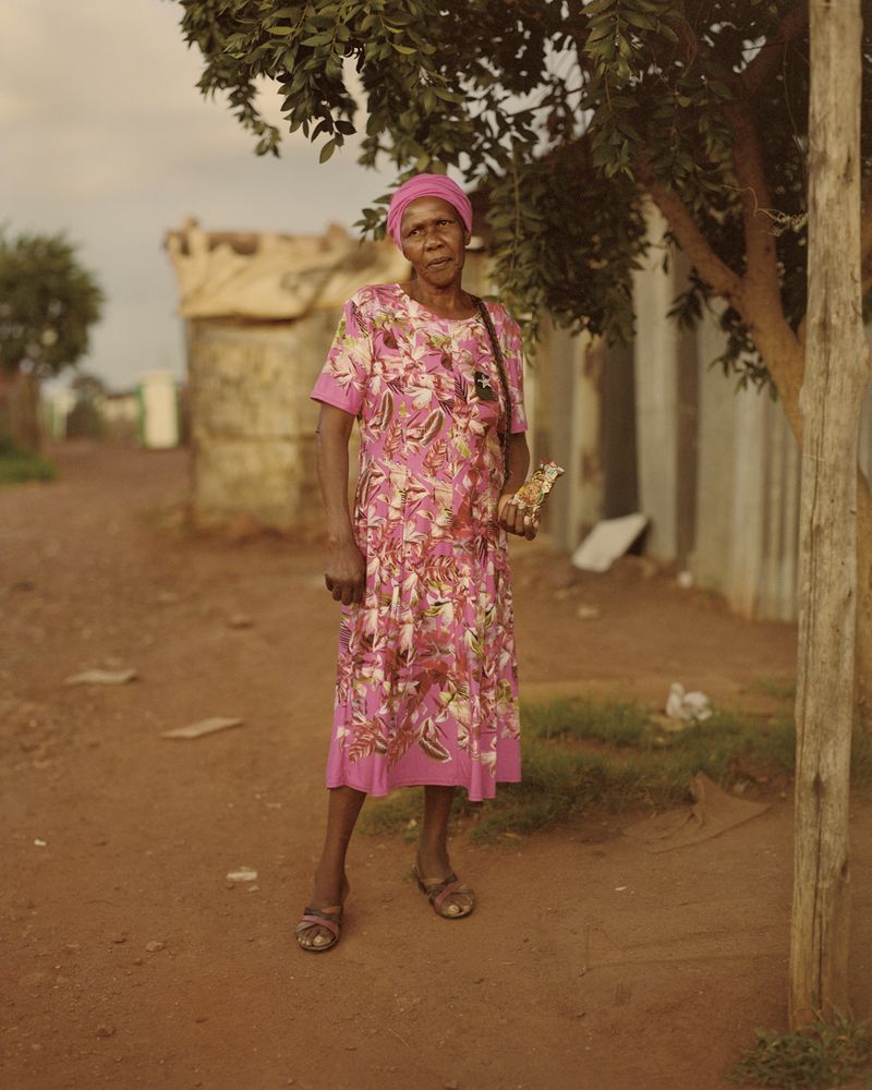 © Elis Hoffman - Image from the Shadows photography project