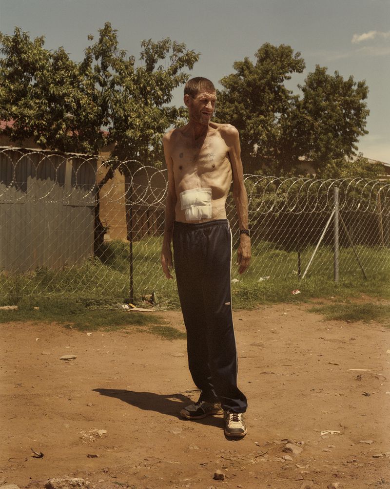 © Elis Hoffman - Image from the Shadows photography project