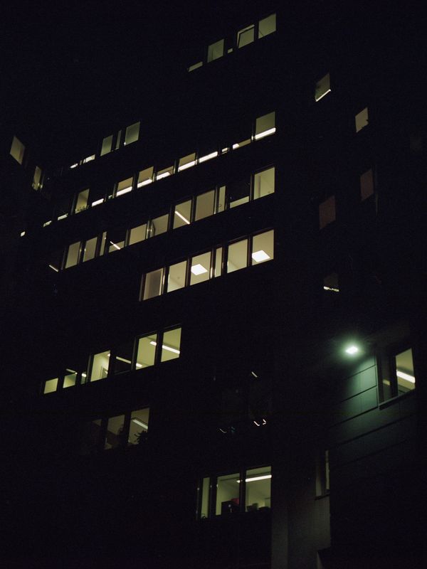 © Oliver Lantos - Oliver Lantos - "Du musst dein Leben ändern" - Night Shift