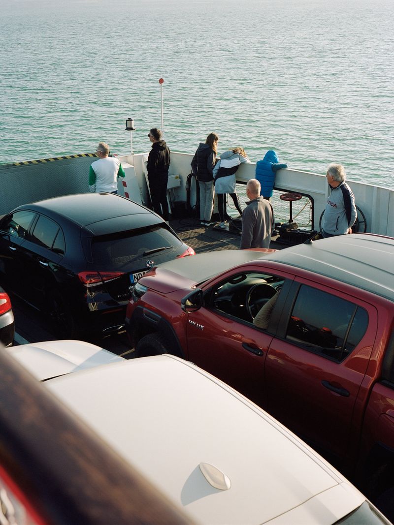 © Oliver Lantos - Oliver Lantos - "Du musst dein Leben ändern" - Ferry