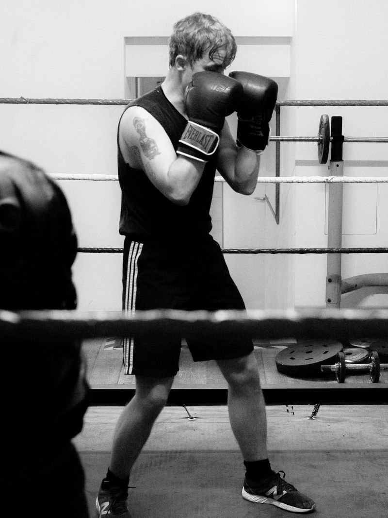 © Benedikt Burger - Image from the Gefecht photography project