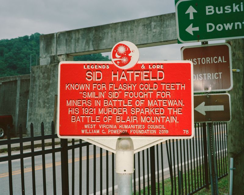 © Ian Byers-Gamber - Smiling Sid Marker, 2024