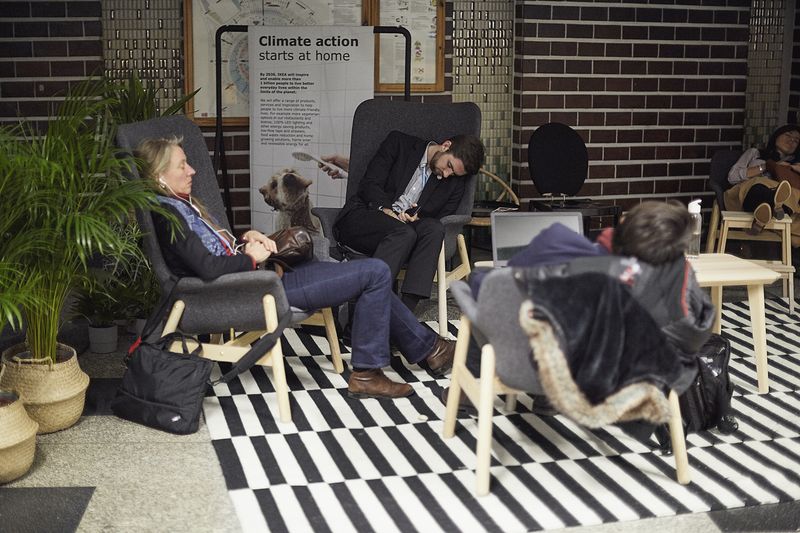 © Franziska Schrödinger - Image from the Die Beharrlichkeit der Maßnahmen photography project