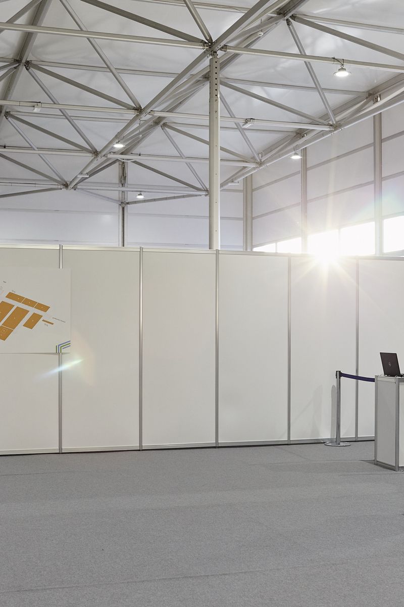 © Franziska Schrödinger - Image from the Die Beharrlichkeit der Maßnahmen photography project