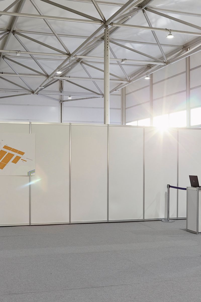 © Franziska Schrödinger - Image from the Die Beharrlichkeit der Maßnahmen photography project