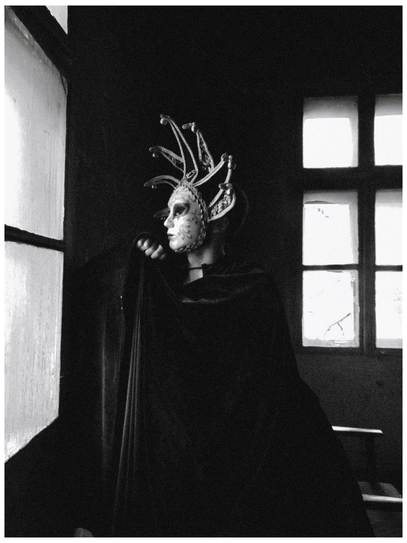 © Gloria Malinova - Image from the Grey Dawns photography project