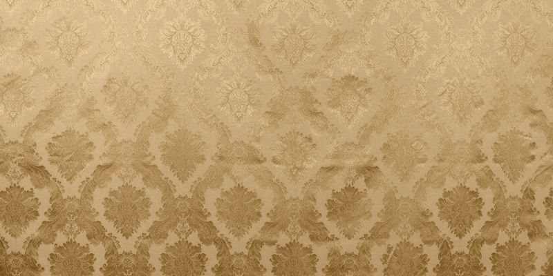 © Nicoletta Cerasomma - A textile memory evoking trade routes and the refined opulence of the Mansi family.