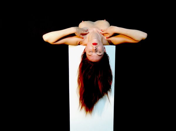 © Frederic Crist - Astrid Pedestal #5