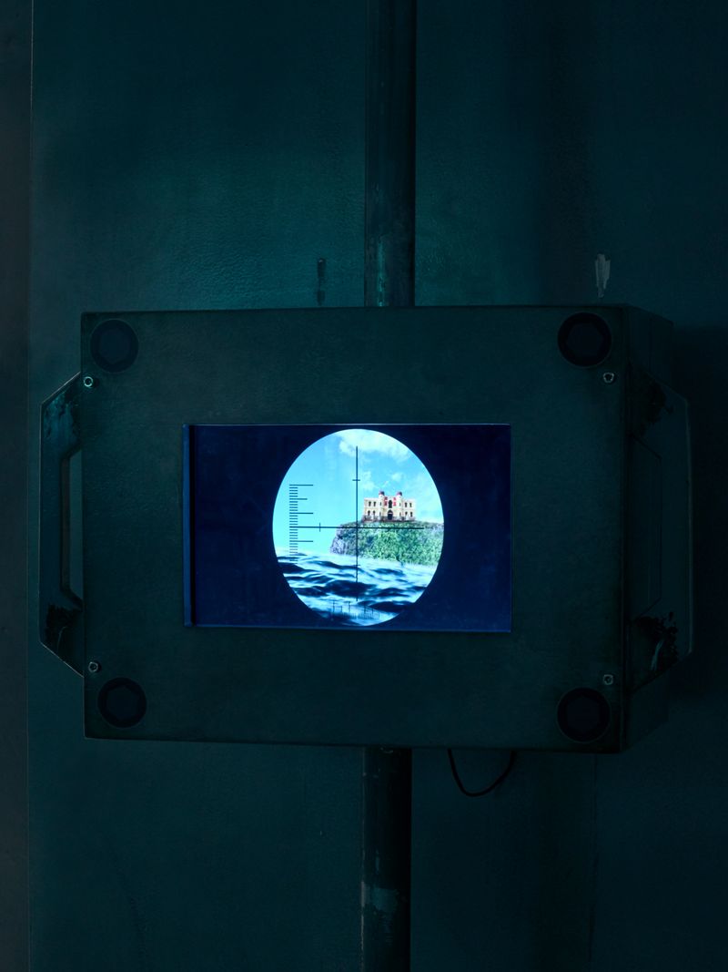 © Joel Jimenez - Submarine periscope replica showing an animation of the Children's Museum of Costa Rica on an island.