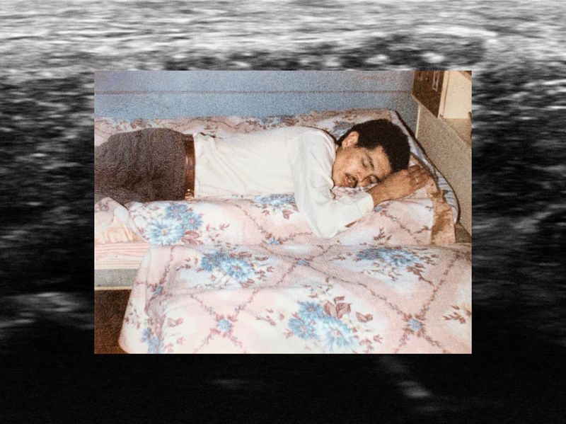 © Joel Jimenez - Image from the Glimmers, feathers and staring skies photography project